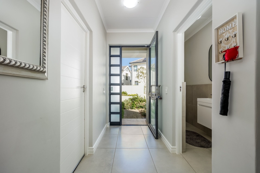 3 Bedroom Property for Sale in Groot Phesantekraal Estate Western Cape